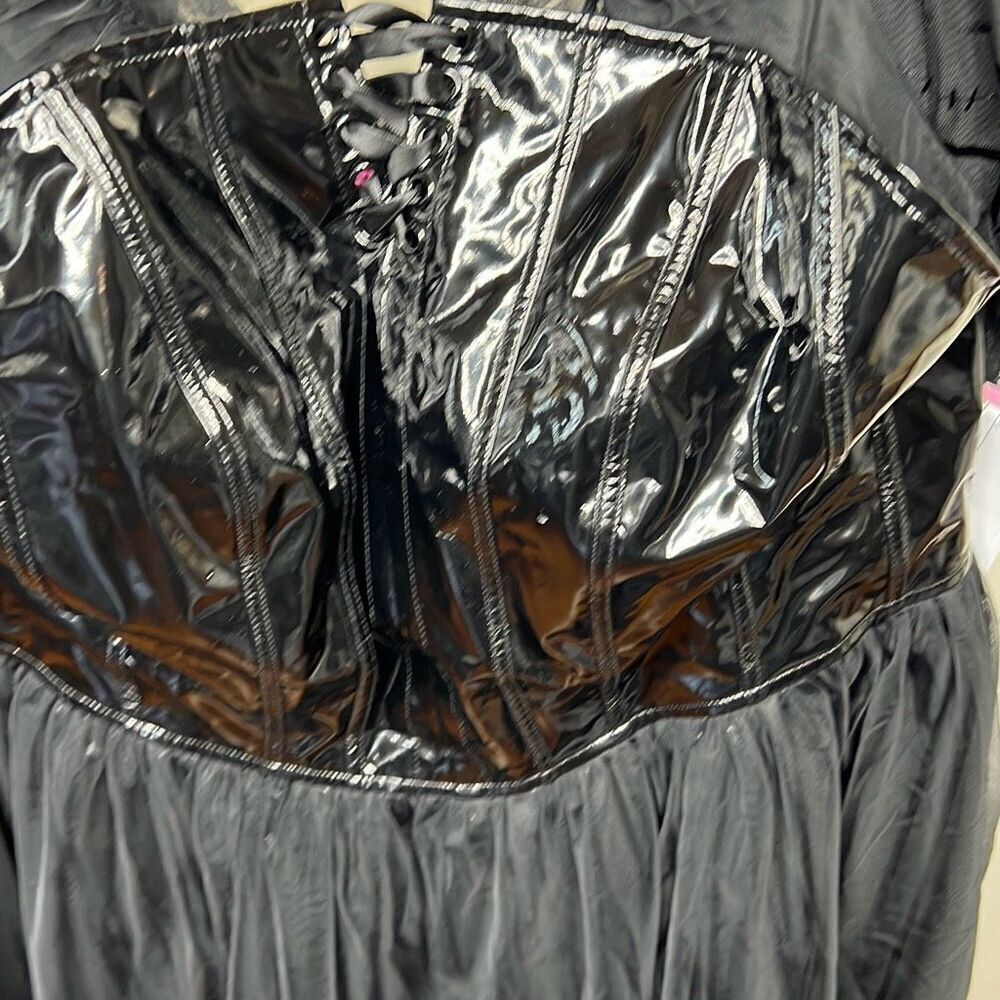 Hot Topic Beetlejuice Beetlejuice Delores Lace-Up Dress Plus Size 2 Nwt - Picture 3 of 8